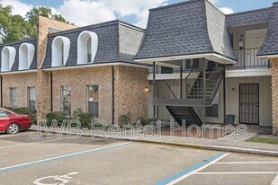 7201 Arlington Expy in Jacksonville, FL - Building Photo