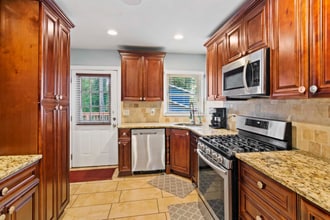 1962 Beecher Rd SW in Atlanta, GA - Building Photo - Building Photo