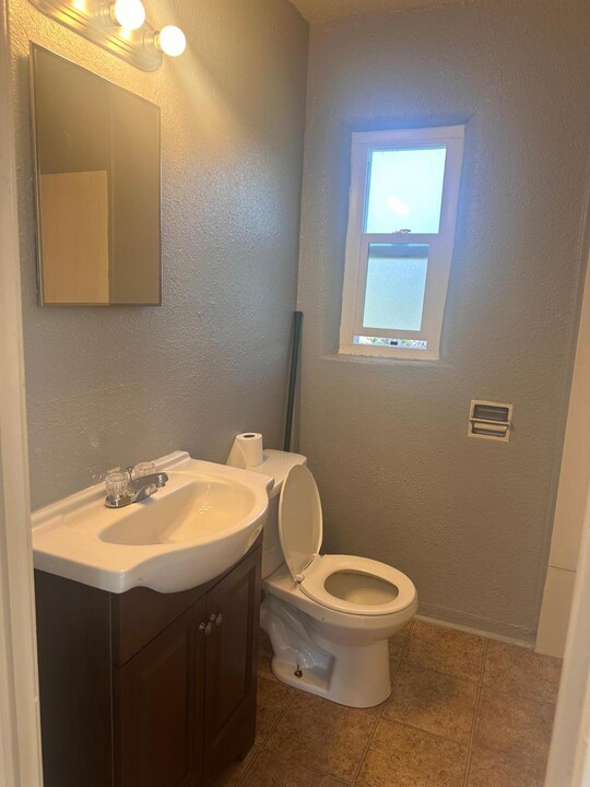 545 Cedar St SE-Unit -Apt 9 in Albuquerque, NM - Building Photo