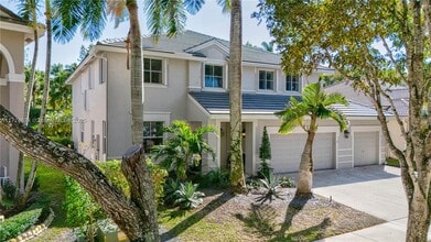 3703 Vista Way in Weston, FL - Building Photo - Building Photo