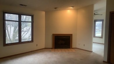 1318 Lyons Rd in Washington Township, OH - Building Photo - Building Photo