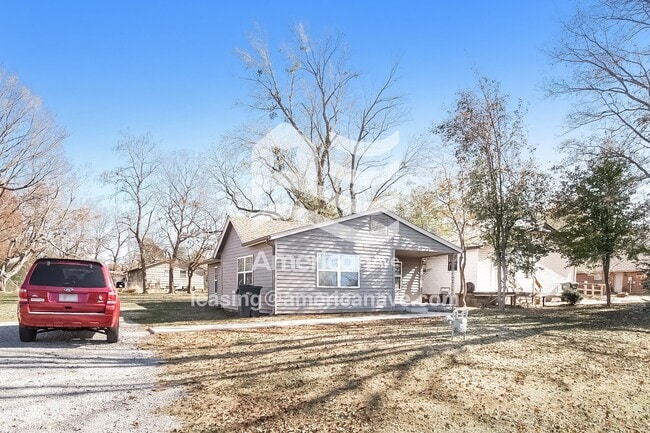 1621 S Park St in Sapulpa, OK - Foto de edificio - Building Photo