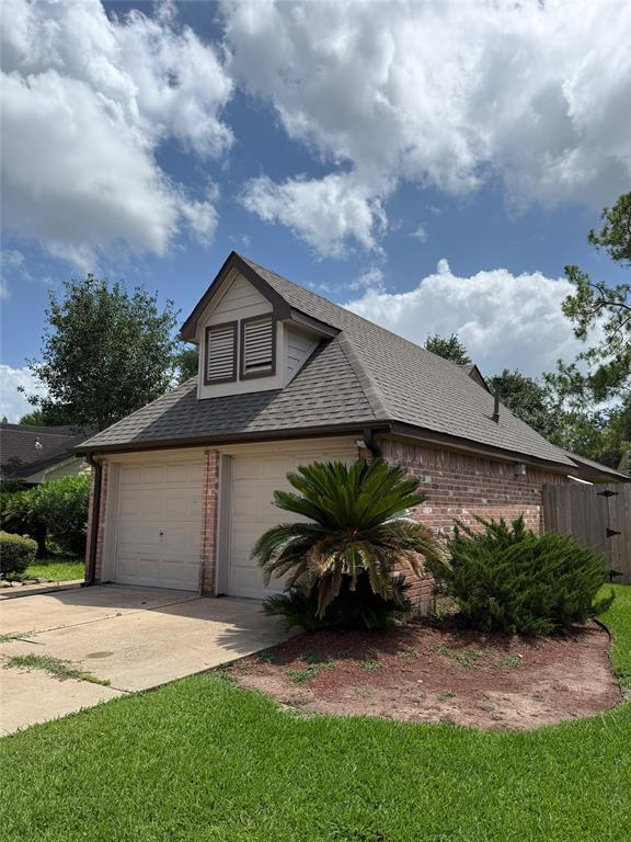 property at 4827 Sunshine Dr