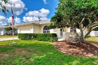 4350 Iola Dr in Sarasota, FL - Building Photo - Building Photo