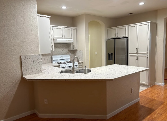 9209 Silverdale Ct in Sacramento, CA - Foto de edificio - Building Photo