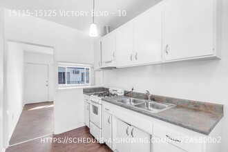 15115-15125 Victory Blvd in Los Angeles, CA - Building Photo - Building Photo