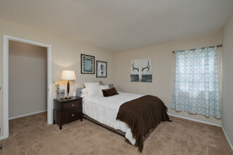 Canter Pointe in Lexington, KY - Building Photo - Interior Photo