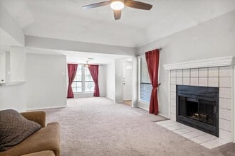 114 N Kanaio Dr in Bastrop, TX - Building Photo - Building Photo