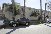 520-540 E Pleasant St in Long Beach, CA - Foto de edificio - Building Photo