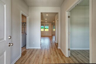 13104 Zumpango Trce in Manor, TX - Building Photo - Building Photo