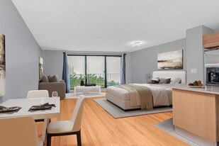 1155 Warburton Ave, Unit 4K in Yonkers, NY - Building Photo