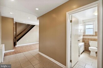 1846 S 12th St-Unit -2 in Philadelphia, PA - Building Photo - Building Photo