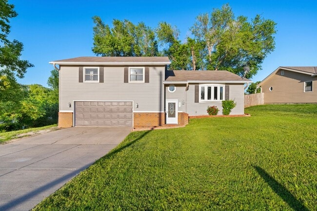 property at 203 S Spring Valley Rd
