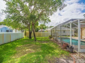 962 Montrose Ave in Sebastian, FL - Building Photo - Building Photo