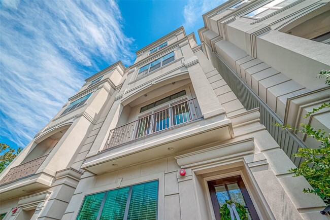 property at 5305 Weslayan St