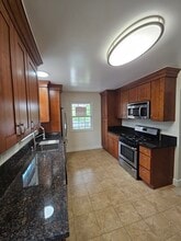 7617 Wentworth St in Tujunga, CA - Building Photo - Building Photo