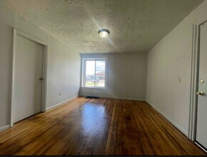311 Quarry St in Jackson, MI - Building Photo - Building Photo
