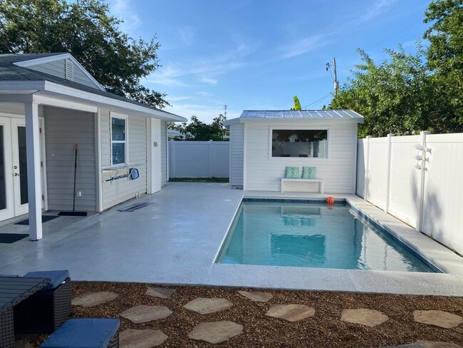 1510 3rd Ct in Vero Beach, FL - Building Photo - Building Photo