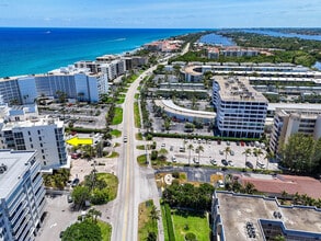 3550 S Ocean Blvd in South Palm Beach, FL - Building Photo - Building Photo
