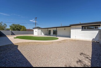 460 N Longmore in Mesa, AZ - Building Photo - Building Photo