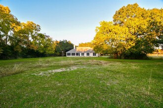 26411 Westheimer Pkwy in Katy, TX - Building Photo - Building Photo