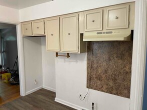 18682 Bloom St in Detroit, MI - Foto de edificio - Building Photo