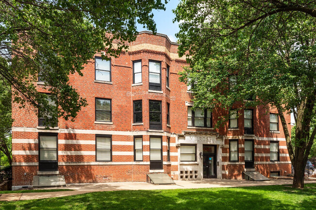 Melrose Apartments in St. Louis, MO - Foto de edificio - Building Photo