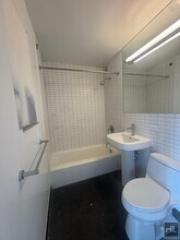 East 39th Street in New York, NY - Building Photo - Building Photo