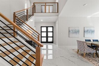 1330 Island Vista Dr in Arlington, TX - Foto de edificio - Building Photo