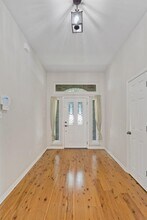 19021 Raglan Castle Path in Pflugerville, TX - Foto de edificio - Building Photo