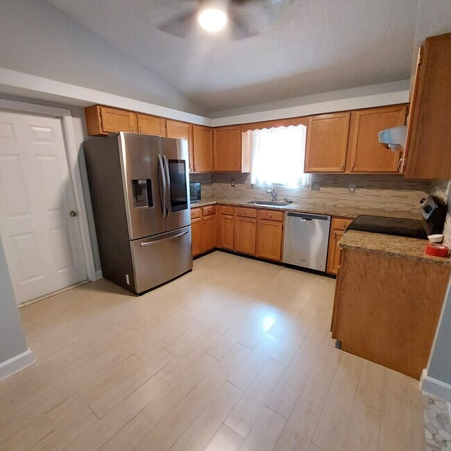 4722 Fireside Dr in Jacksonville, FL - Building Photo - Building Photo