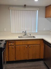 5255 Riverton Ave in North Hollywood, CA - Building Photo - Building Photo