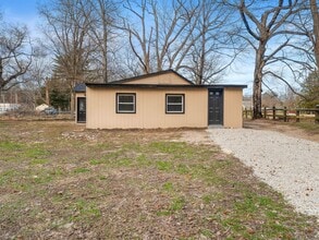 267 E Forest Grove Rd in Vineland, NJ - Building Photo - Building Photo