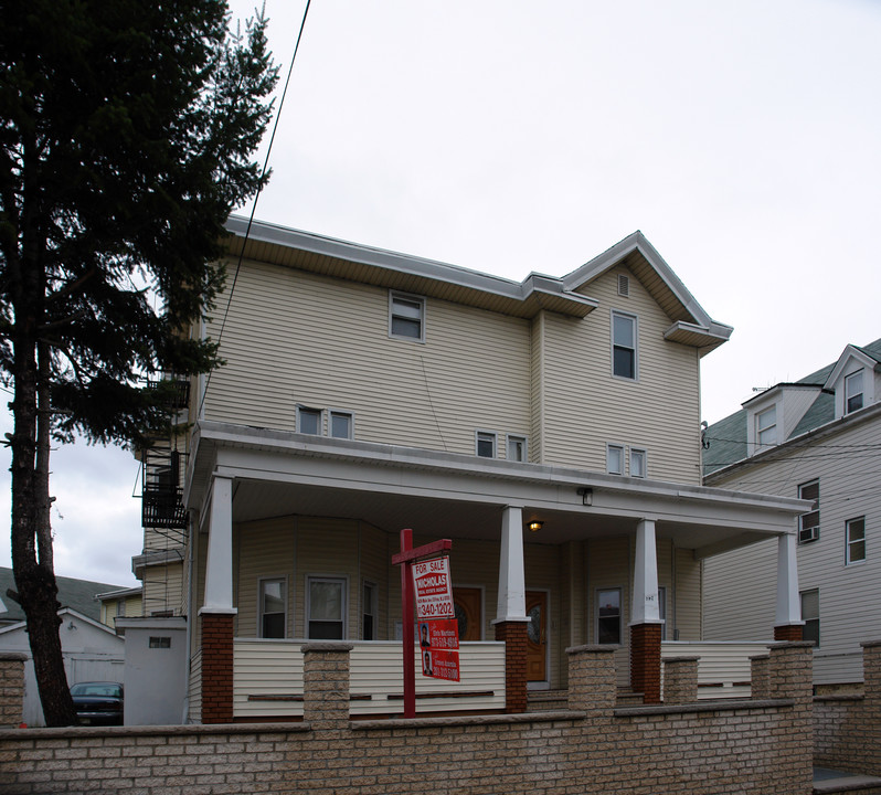 582 Market St in Paterson, NJ - Building Photo