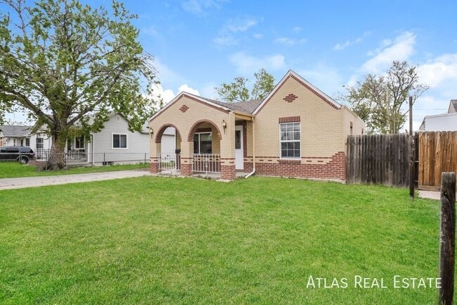 1044 S Quitman St in Denver, CO - Building Photo - Building Photo