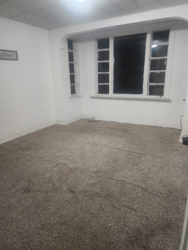 property at 814 E Pine St
