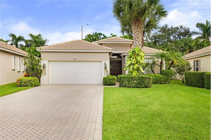 6731 Southport Dr in Boynton Beach, FL - Building Photo
