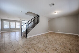 3385 E Longhorn Dr in Gilbert, AZ - Building Photo - Building Photo