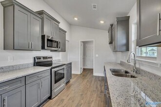 223 Gwinnett Dr in Madison, AL - Building Photo - Building Photo