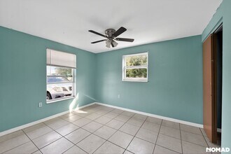 12255 Van Loon Ave in Port Charlotte, FL - Foto de edificio - Building Photo