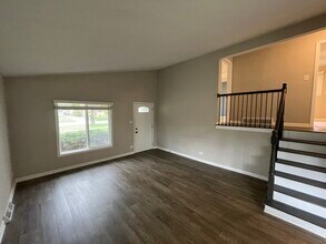 514 N Charlotte St in Lombard, IL - Building Photo - Building Photo