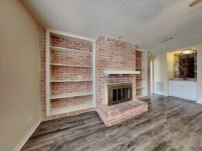 6946 Maple Fox Dr in Humble, TX - Building Photo - Building Photo