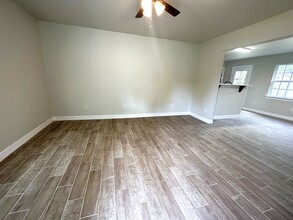 1225 Ranier in Beaumont, TX - Building Photo - Building Photo