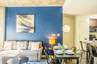 333 E Roosevelt St in Phoenix, AZ - Foto de edificio - Building Photo