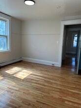 67 Stanley St, Unit 1 in Boston, MA - Building Photo - Building Photo