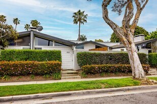 454 Bolero Way in Newport Beach, CA - Building Photo