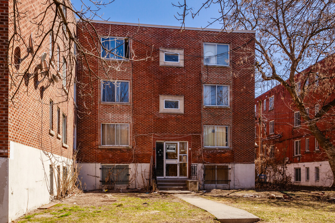 3300 Goyer St in Montréal, QC - Building Photo