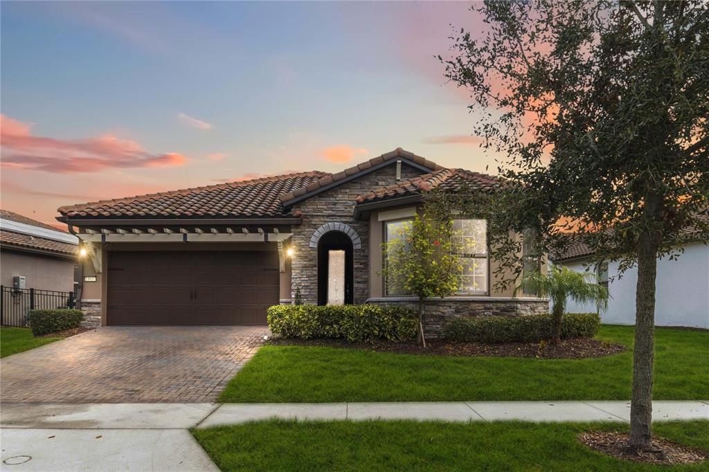 11637 Meadow Grove Cir in Orlando, FL - Building Photo