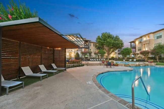 7301 Oakmont Blvd, Unit 621