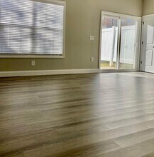 1150 Maid Marian Ln in Christiansburg, VA - Building Photo - Building Photo